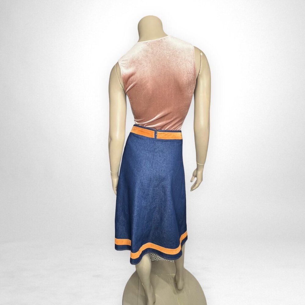Vintage Denim Skirt with Leather Trim 6 - Picture 4 of 8